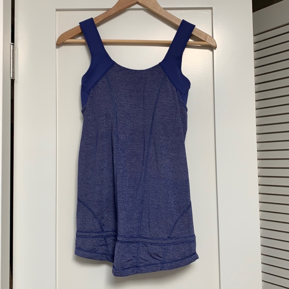 lululemon tank with bra
